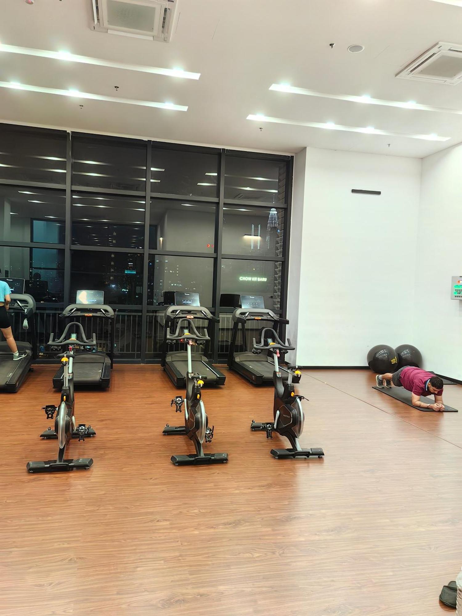 Chambers Residence Klcc Service Suites Куала-Лумпур Экстерьер фото